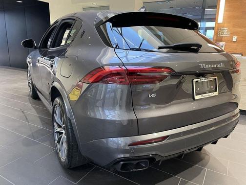 GRIGIO LAVA GRAY 2026 Maserati Grecale Modena