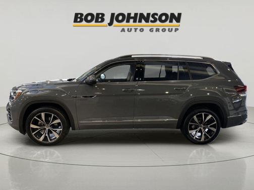 Pure Gray 2026 Volkswagen Atlas 2.0T SEL Premium R-Line 4MOTION