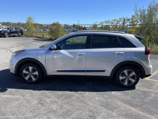 2018 Kia Niro LX