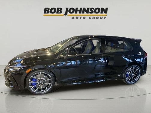 mythos black metallic 2026 Volkswagen Golf R 2.0T DSG