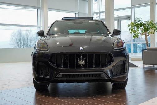 Nero Tempesta Metallic 2025 Maserati Grecale Modena