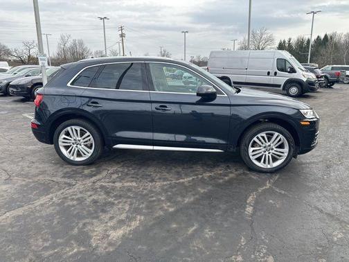 2018 Audi Q5 2.0T Premium Plus