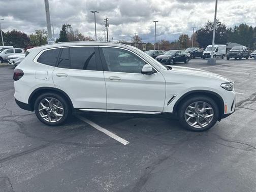 2023 BMW X3 xDrive30i