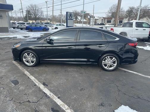 2018 Hyundai SONATA SEL