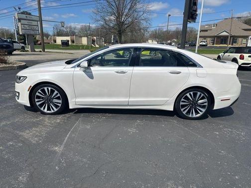 White Platinum Clearcoat Metallic 2017 Lincoln MKZ Reserve