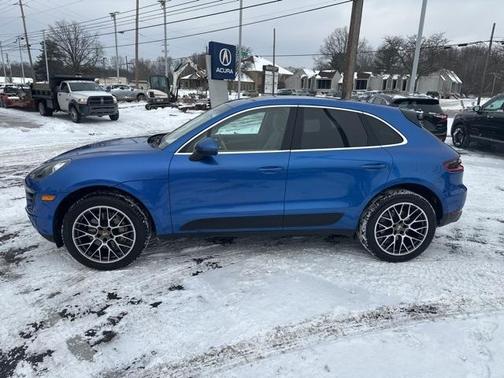 2016 Porsche Macan S