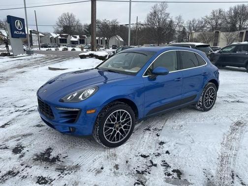 2016 Porsche Macan S