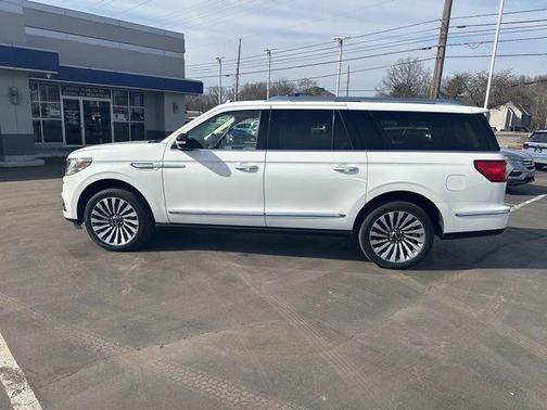 2021 Lincoln Navigator L Reserve