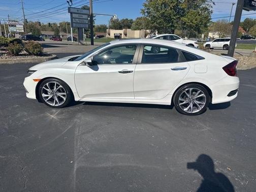 2019 Honda Civic Touring
