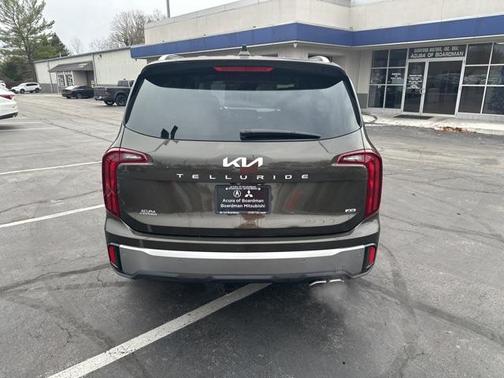 2024 Kia Telluride S