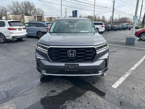 Modern Steel Metallic 2023 Honda Pilot Elite
