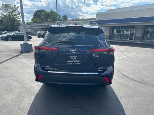 2020 Toyota Highlander L