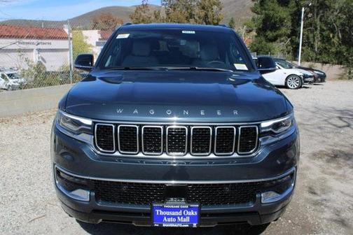 2025 Jeep Wagoneer Base