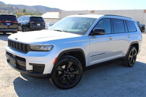2023 Jeep Grand Cherokee L Laredo