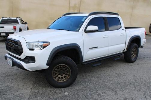 2022 Toyota Tacoma SR5