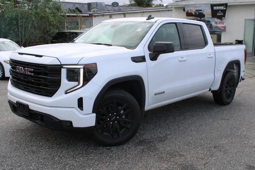 2024 GMC Sierra 1500 Elevation