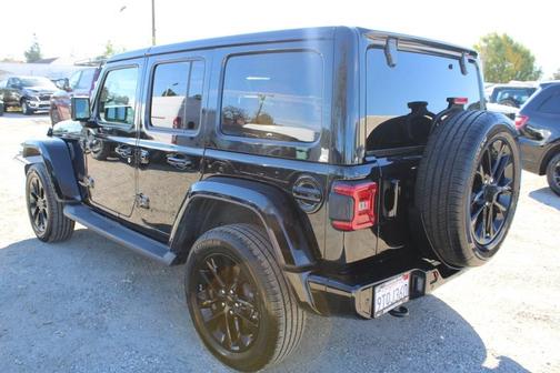 2021 Jeep Wrangler Unlimited Sahara Altitude