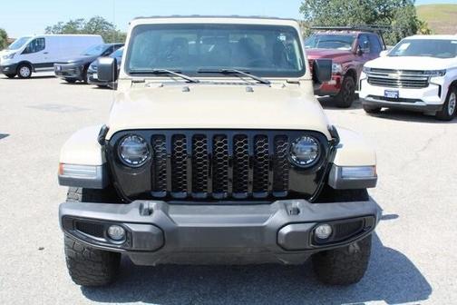 2022 Jeep Gladiator Sport
