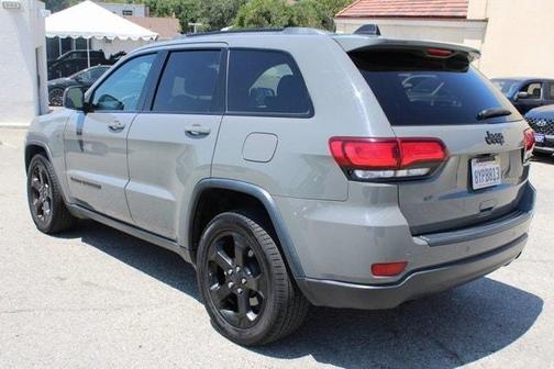 2021 Jeep Grand Cherokee Laredo