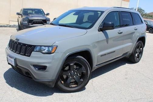 2021 Jeep Grand Cherokee Laredo