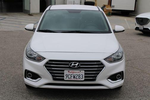 Frost White 2022 Hyundai Accent SEL