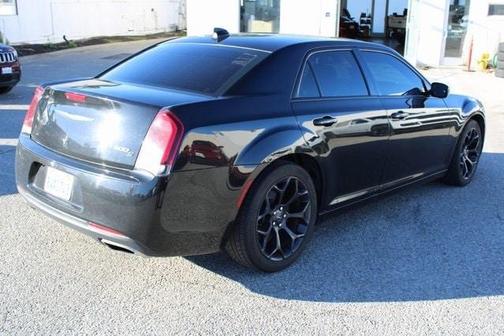 2019 Chrysler 300 S