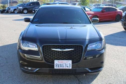 2019 Chrysler 300 S