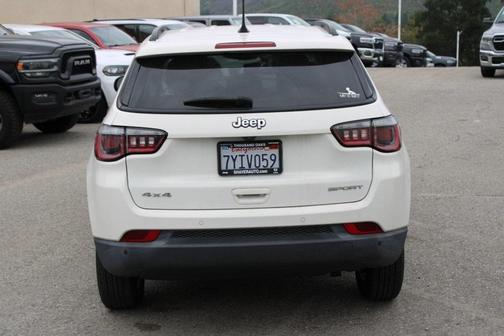 2017 Jeep Compass Sport