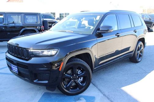 2023 Jeep Grand Cherokee L Laredo