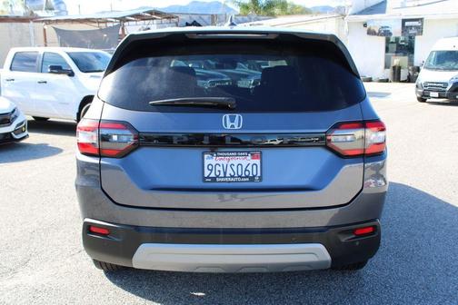 2023 Honda Pilot EX-L 8-Passenger