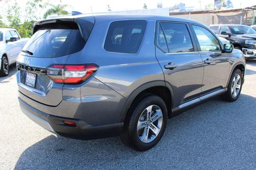 2023 Honda Pilot EX-L 8-Passenger