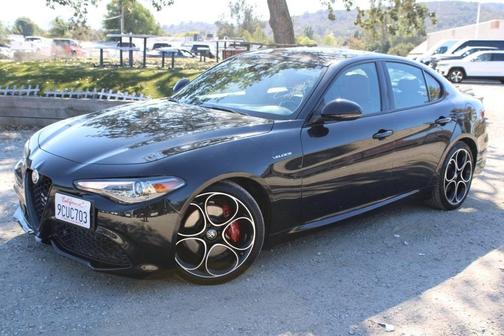 2022 Alfa Romeo Giulia Veloce
