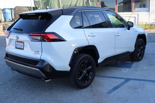 2019 Toyota RAV4 Hybrid XSE