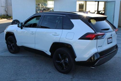 2019 Toyota RAV4 Hybrid XSE