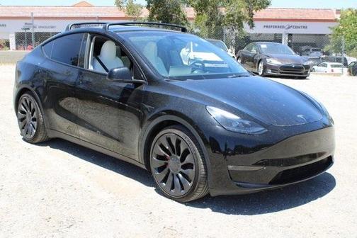 2023 Tesla Model Y Performance