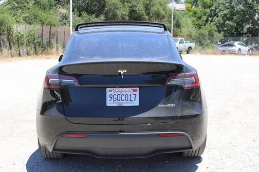 2023 Tesla Model Y Performance
