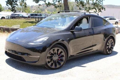 2023 Tesla Model Y Performance