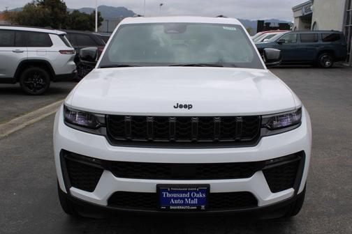 Bright White Clearcoat 2026 Jeep Grand Cherokee Limited