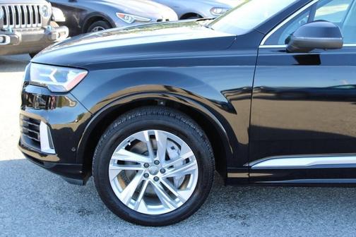 2020 Audi Q7 55 Premium Plus