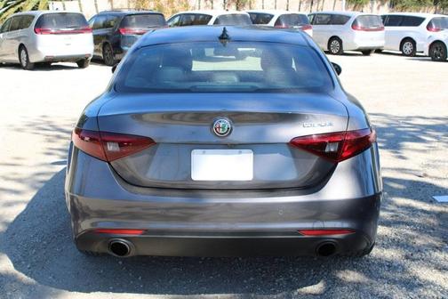 2022 Alfa Romeo Giulia Ti