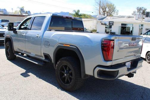 2024 GMC Sierra 2500 Denali