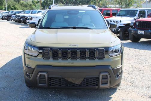 41 2026 Jeep Cherokee LAREDO/LIMITED