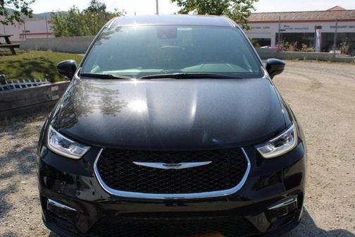 2025 Chrysler Pacifica Hybrid Select