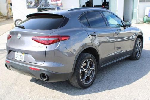 2022 Alfa Romeo Stelvio Sprint