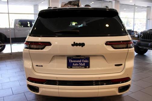 2025 Jeep Grand Cherokee L Summit