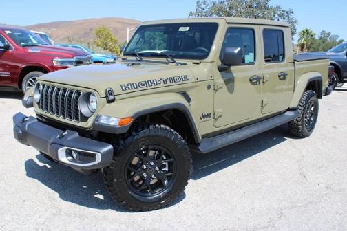 2025 Jeep Gladiator Sport