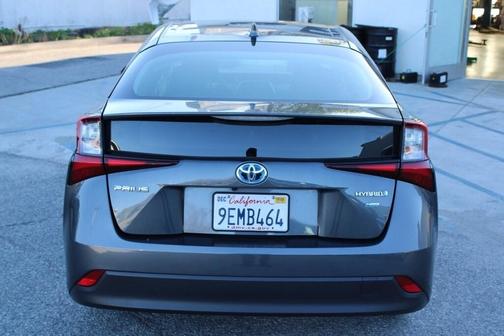 2022 Toyota Prius L