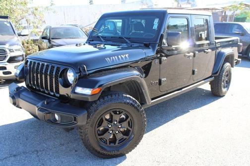 2022 Jeep Gladiator Sport