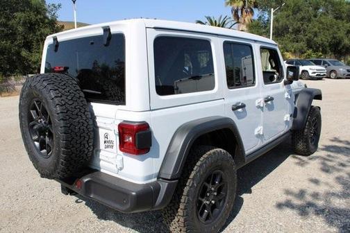 2025 Jeep Wrangler 4xe Sport