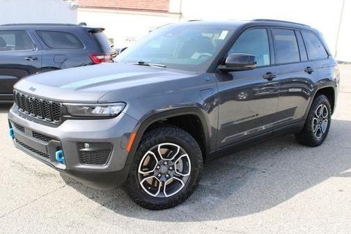 2022 Jeep Grand Cherokee 4xe Trailhawk